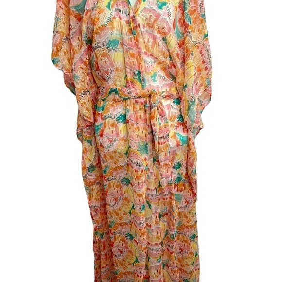 American & Beyond Beach Cover-up - Picture 4 of 9